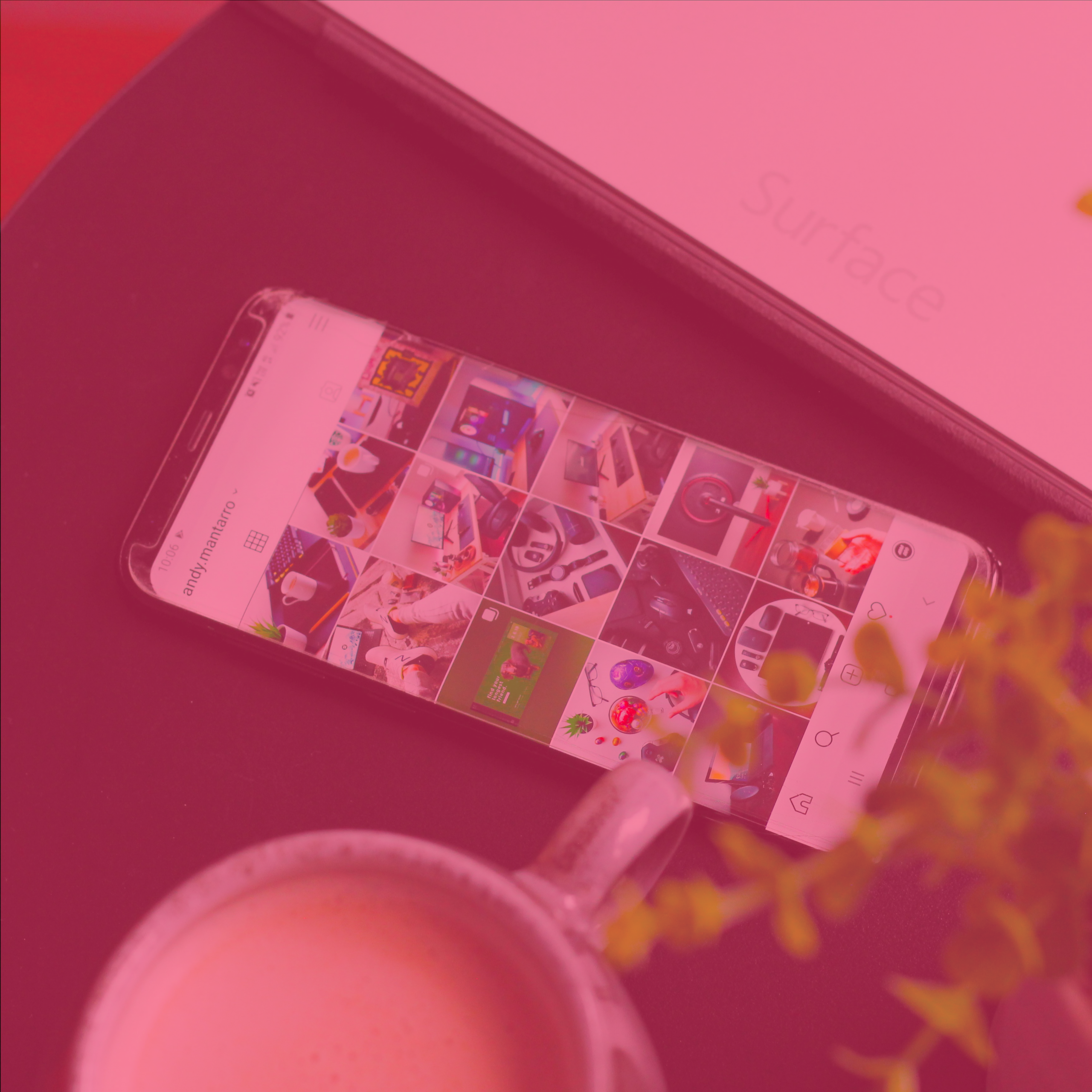 justincom reseaux sociaux